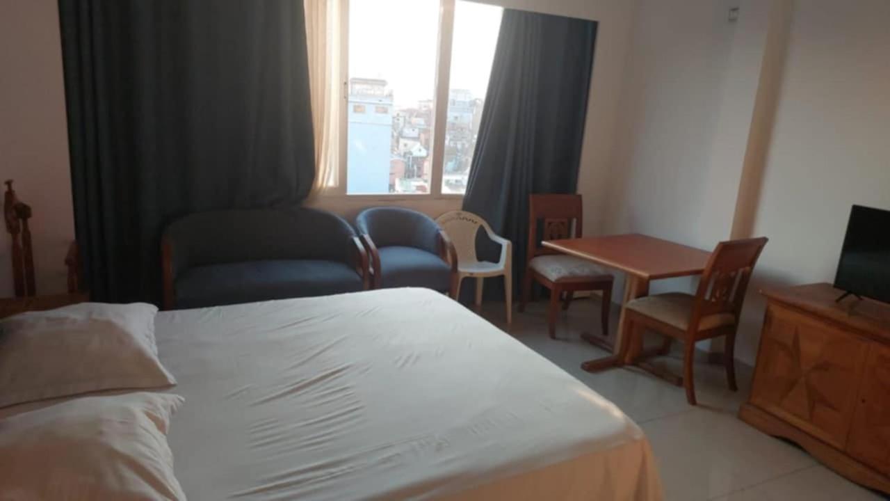 Residence D Ankadifotsy Antananarivo Exteriör bild